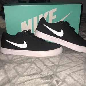 women's nike sb check solar canvas sneaker